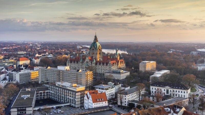 © Shutterstock, Inc. / Igor Marx